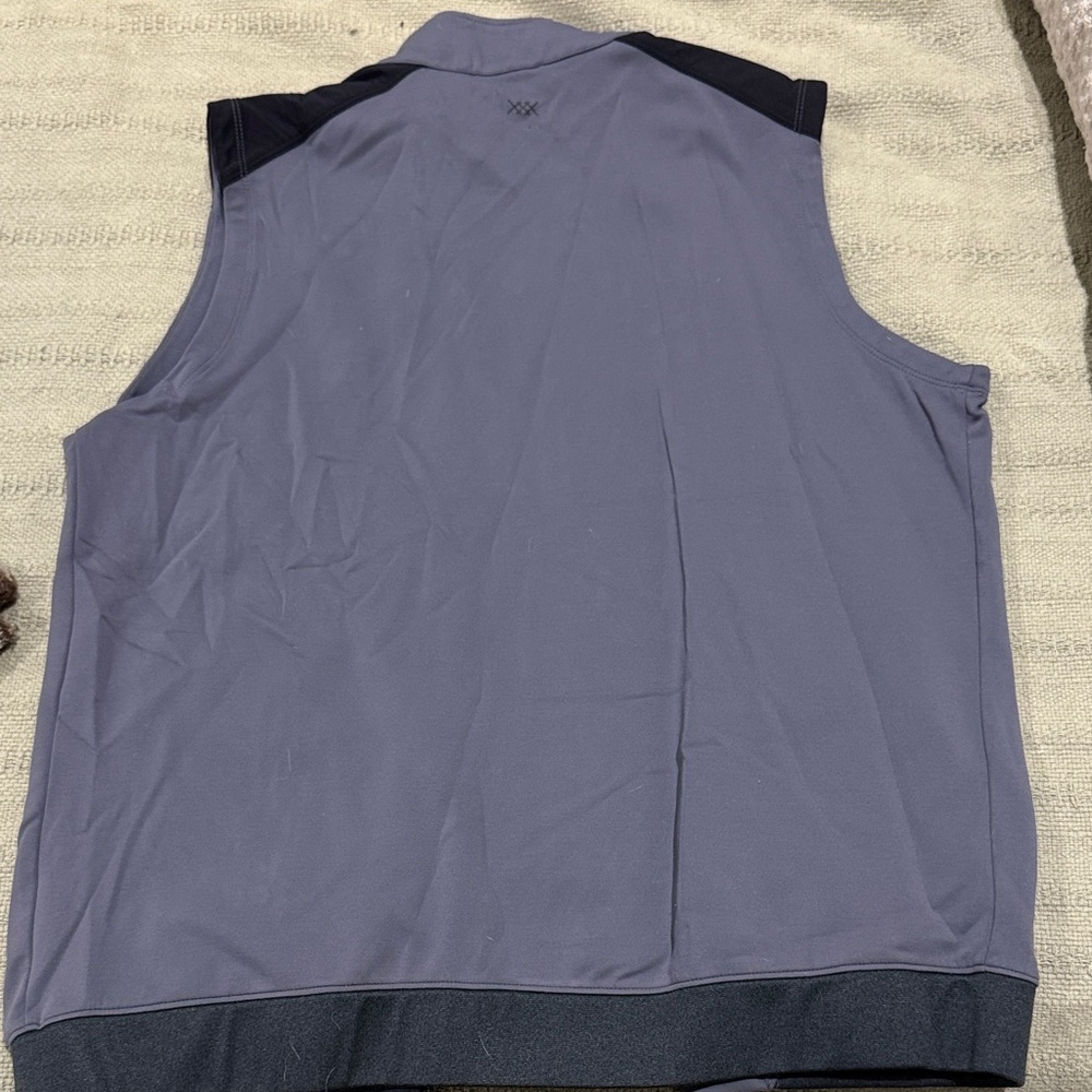 RHONE Men's Charcoal and Black Vest - Picture 4 of 4